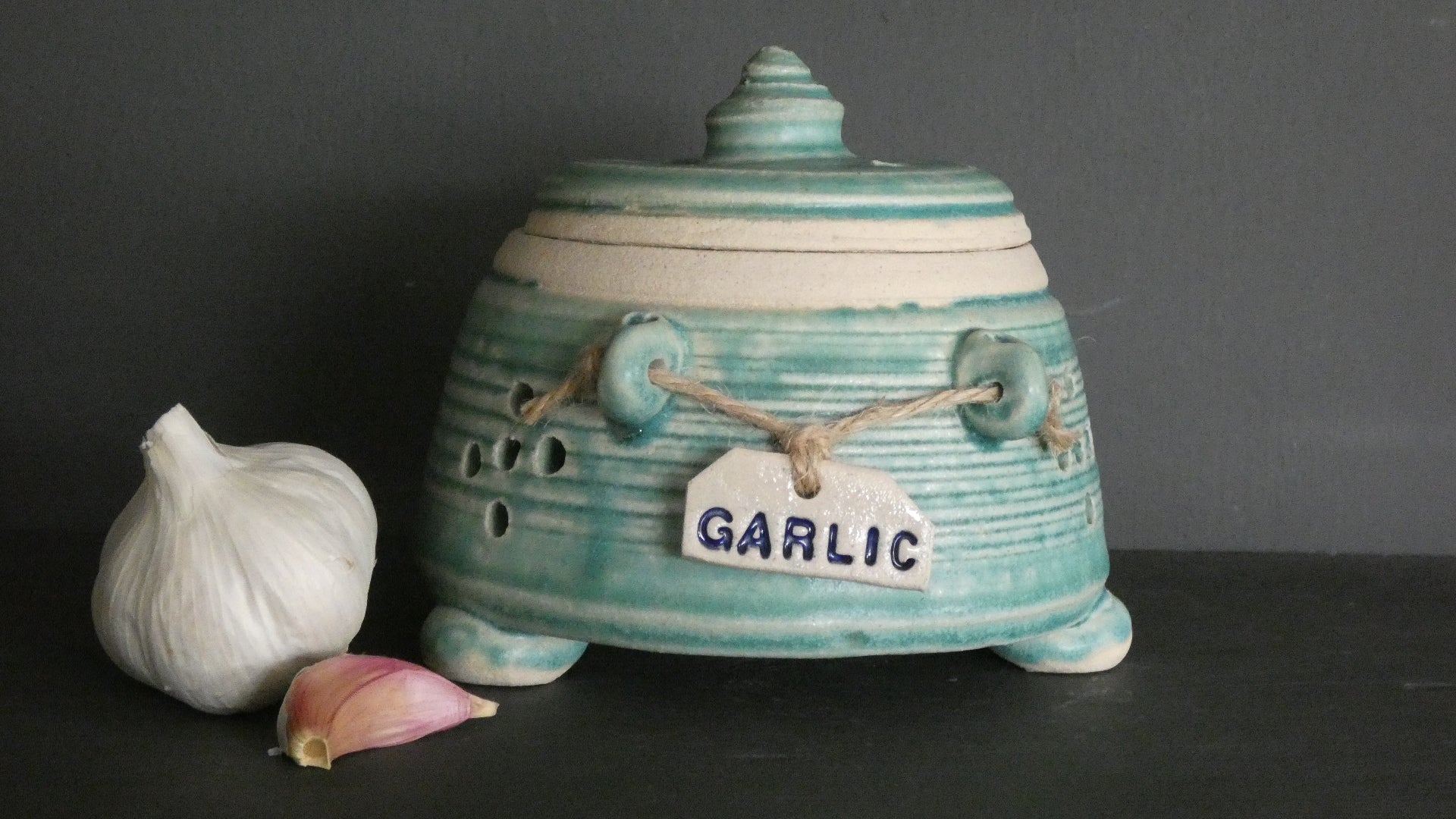 Perry Marsh Turquoise Garlic Pot